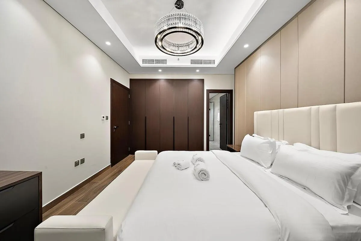 First Class 1Br Elegant Modern Retreat Dubai Apartment
