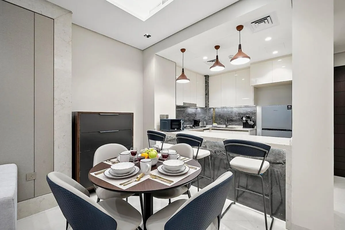Apartment First Class 1Br Elegant Modern Retreat Dubai